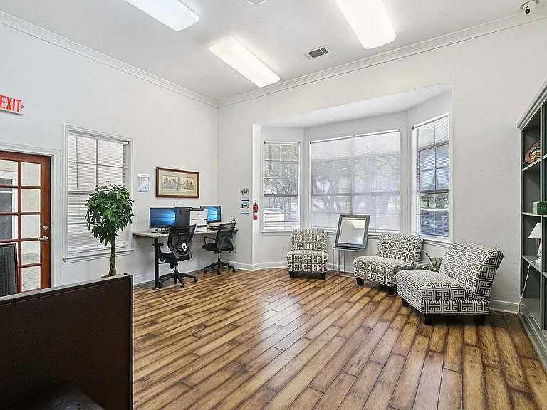 62-web-or-mls-Techni Center Dr-2908-903