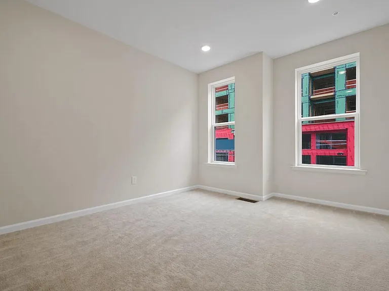 8 Jessica Ln #12103 — Photo 16