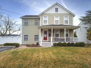 609 S Laurel Ave, Hazlet, NJ 07730