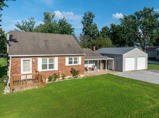 1018 Lincoln St, Brookfield, MO 64628