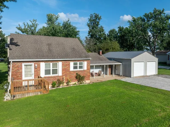 1018 Lincoln St, Brookfield, MO 64628