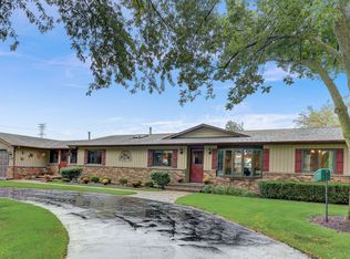 30873 N Fremont Ave, Grayslake, IL 60030