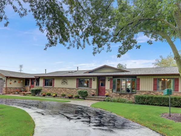 30873 N Fremont Ave, Grayslake, IL 60030