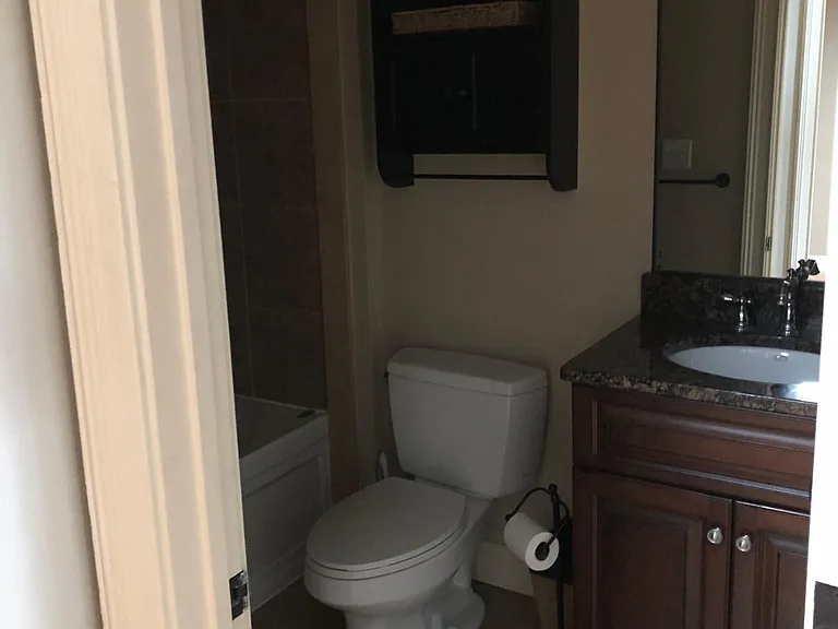377 King St #205 — Photo 9