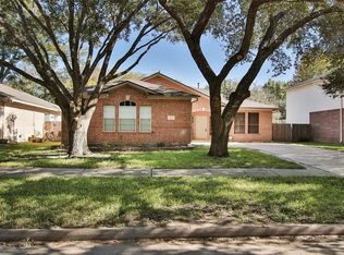 1126 Colonial Heights Dr, Richmond, TX 77406