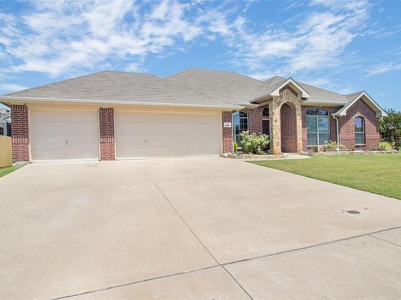 3rd image of 100 Haymeadow Dr
