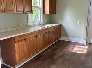 9 Pleasant St #B, Waterville, ME 04901