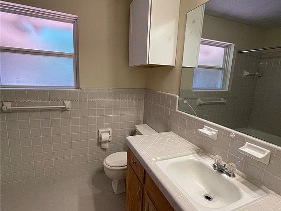 4th image of 1302 Dominik Dr