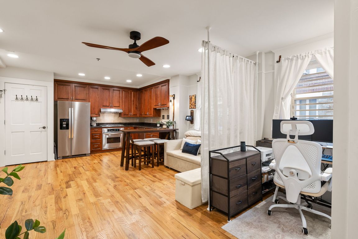 next background image