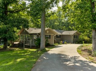 595 Berry Shoals Rd, Duncan, SC 29334