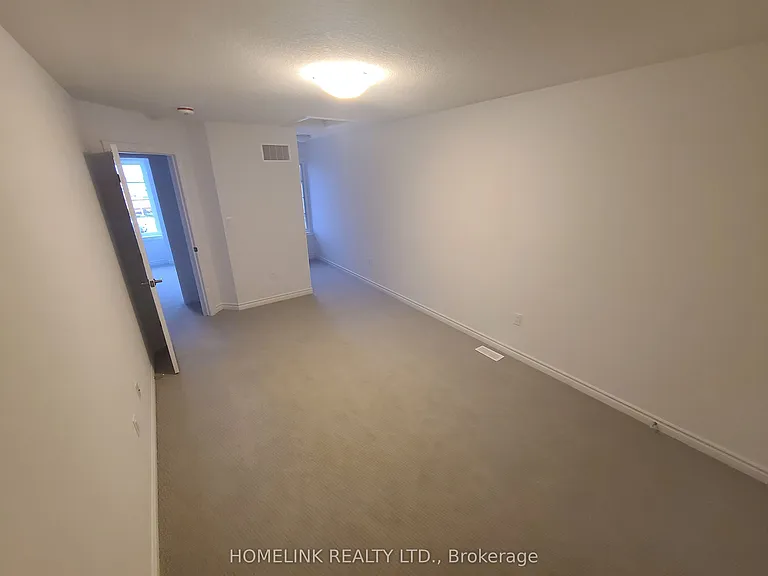 61 Soho St #121 — Photo 16