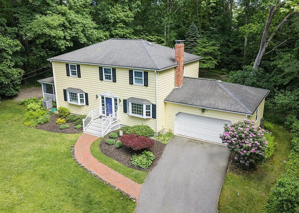 1st image of 5 Myrtle Dr