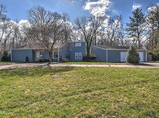 1333 Dupont Dr, Kingsport, TN 37664