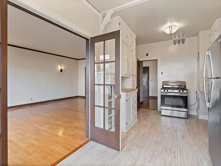 540 Alcatraz Ave. — Photo 4