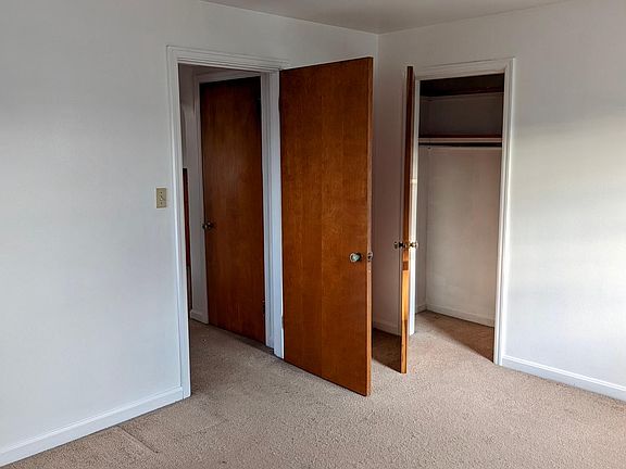 5th image of 3047 Boudinot Ave #4
