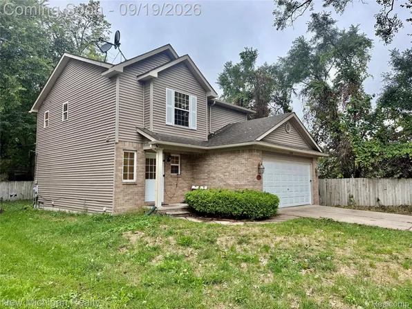 21749 Wheeler St, Farmington Hills, MI 48336