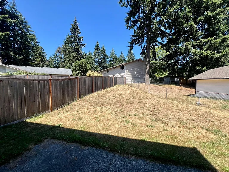 1421 Lapush Way NE #B — Photo 20