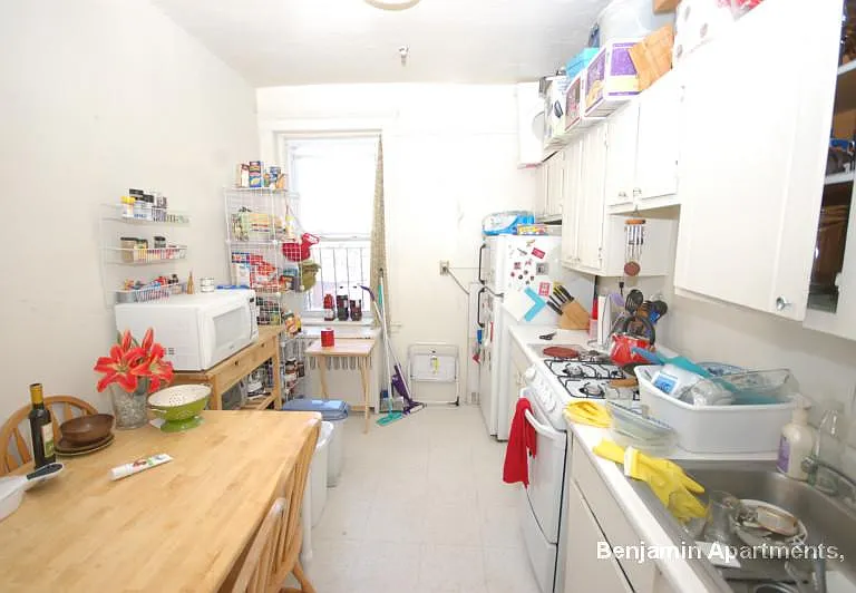 1820 Commonwealth Ave #32 — Photo 2
