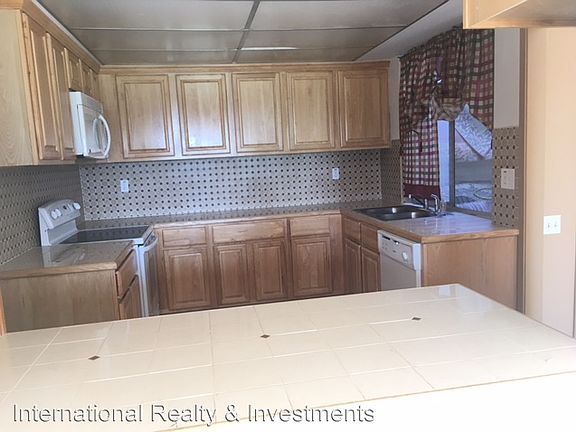 4th image of 3500 W Manchester Blvd Unit 155