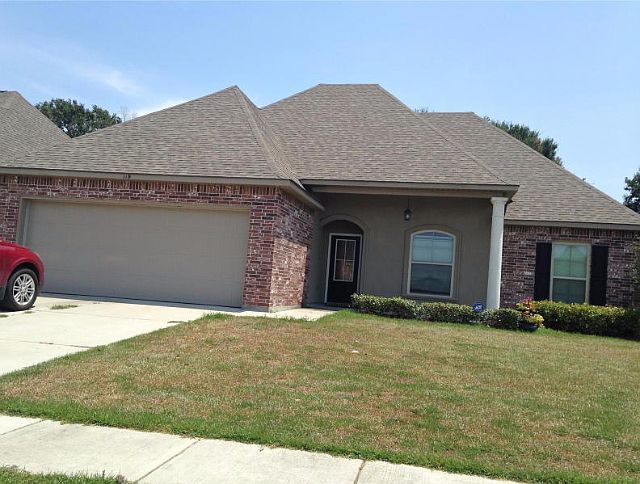 1st image of 119 Spanish Moss Ln