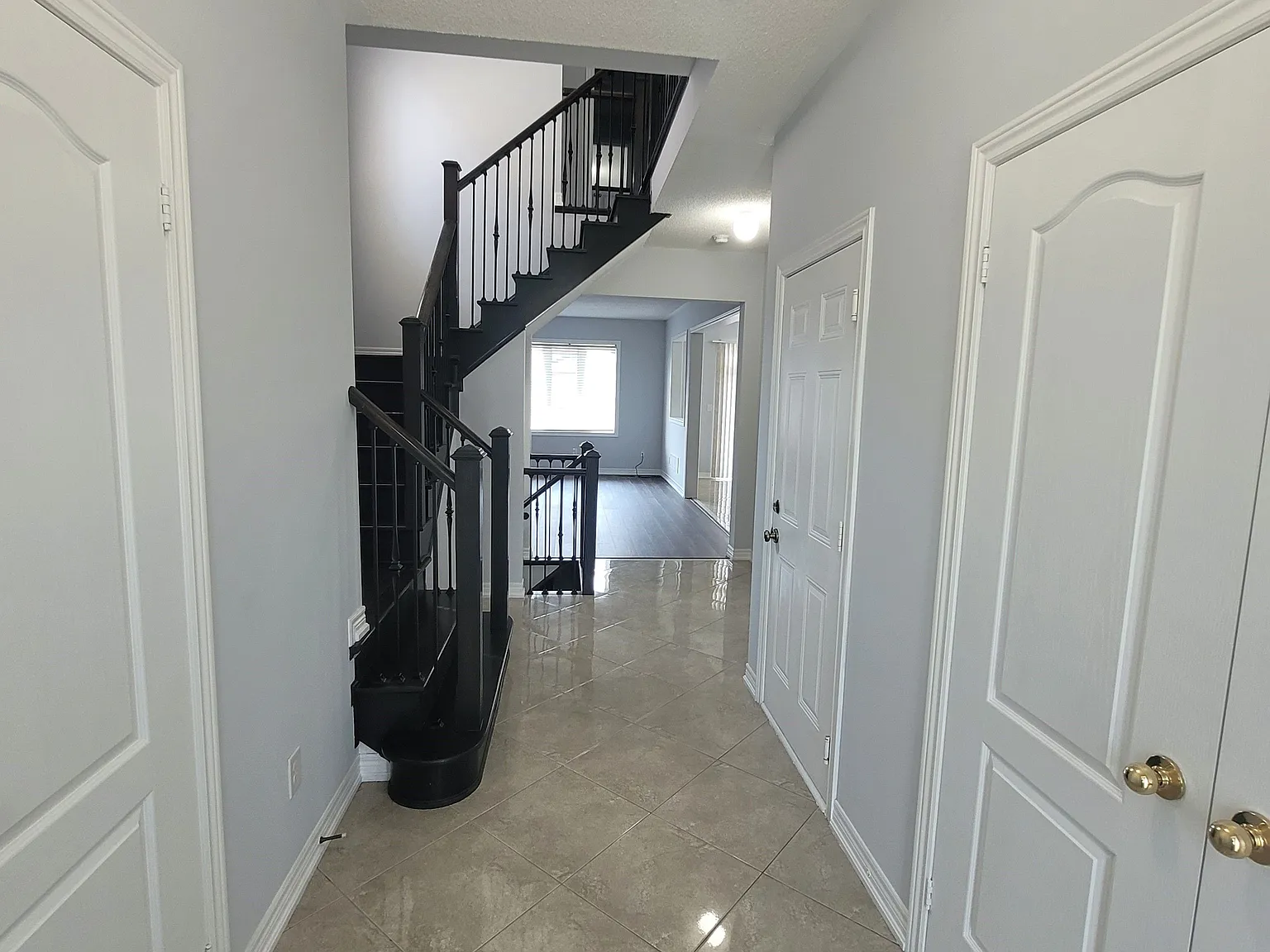 3 bed, $3,600 — Photo 2