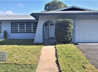 10861 Taft St, Pembroke Pines, FL 33026