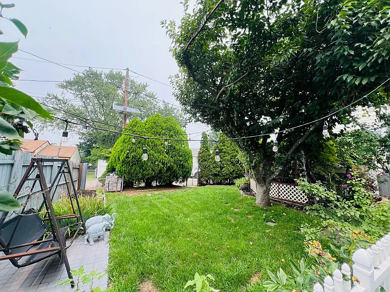 14 Nelson Ave — Photo 5