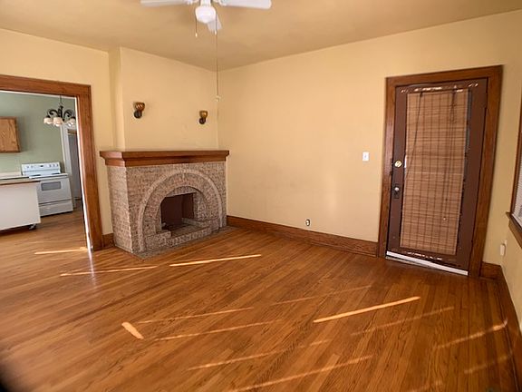 2nd image of 2417 N Robinson Ave