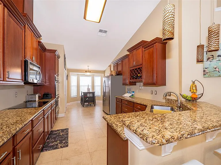 900 American Rose Pkwy — Photo 10