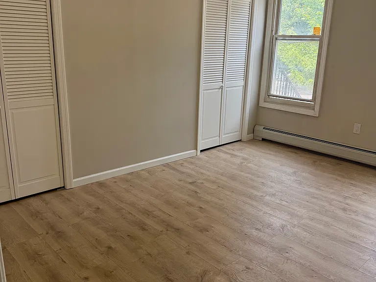 263 Griffith St #1 — Photo 8