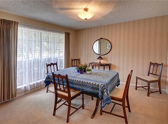 3rd image of 7210 Boisenberry Ln