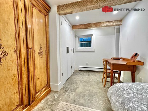 2 bedroom rental in Vancouver — photo 22