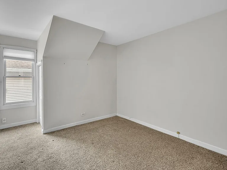 228 W Grove St #1 — Photo 12