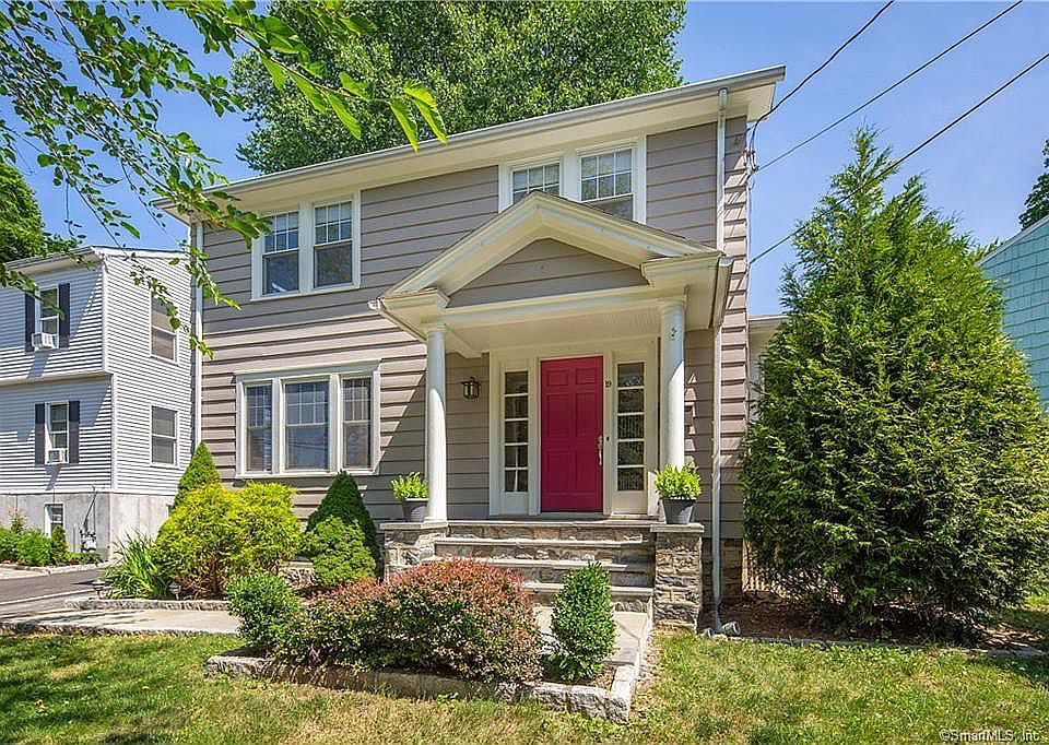 1st image of 19 Travis Ave