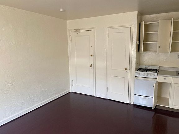 4th image of 305 Parrott Ave #3C