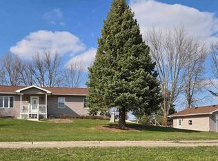 31-3 Lake Carroll Blvd, Lanark, IL 61046