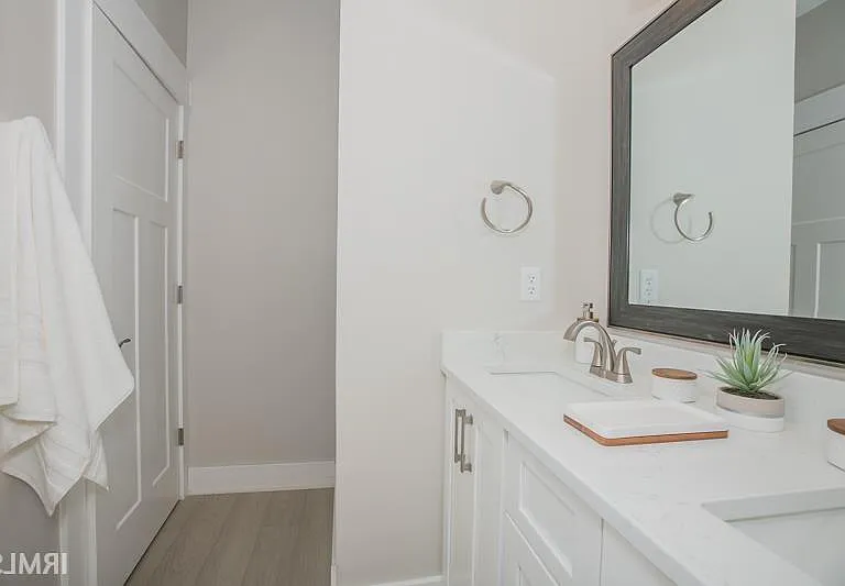 8458 Bell Crossing Dr — Photo 14