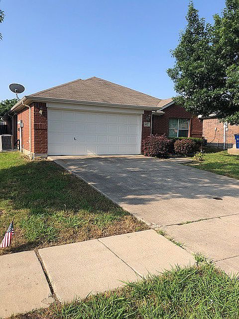 1st image of 612 Cove Ct