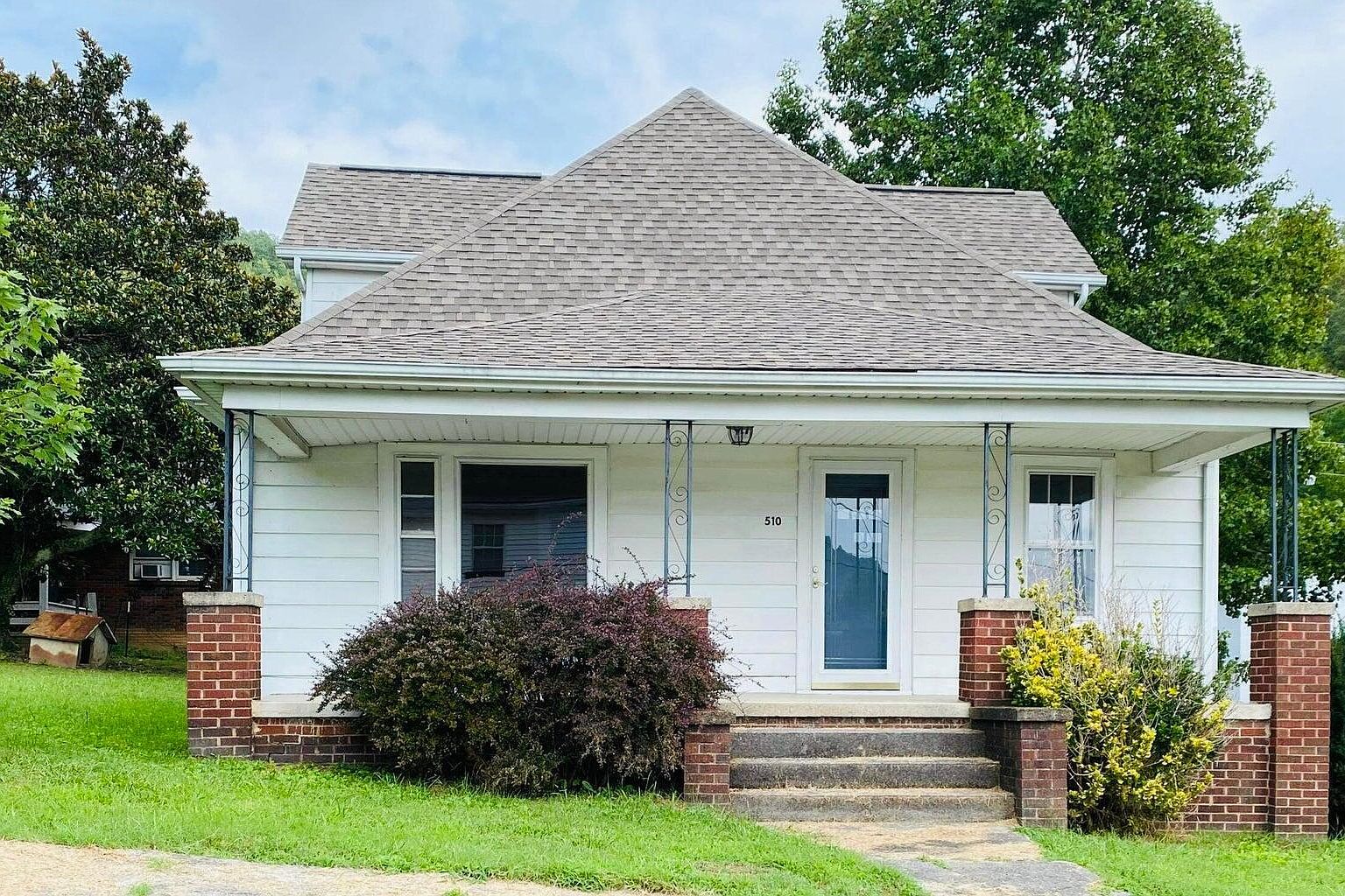 510 Hall St, Jellico, TN 37762 Zillow