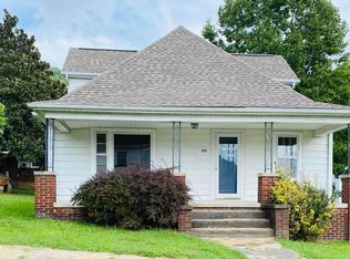 510 Hall St, Jellico, TN 37762