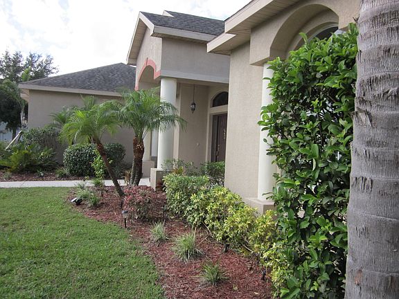 Front landscaping