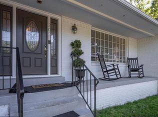 205 Emerald Hill Dr, Fort Washington, MD 20744