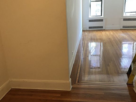 2nd image of 2816 34th St APT 3K