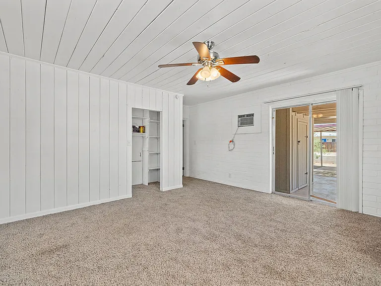 1536 E Waverly St — Photo 18