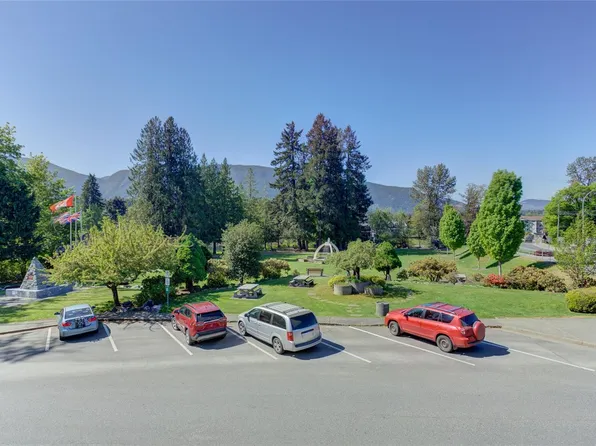 40 Stanley Rd #103, Lake Cowichan, BC V0R 2G0