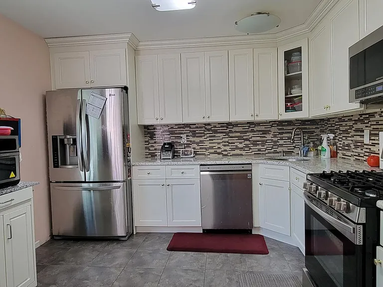 13 Linda Ct — Photo 7
