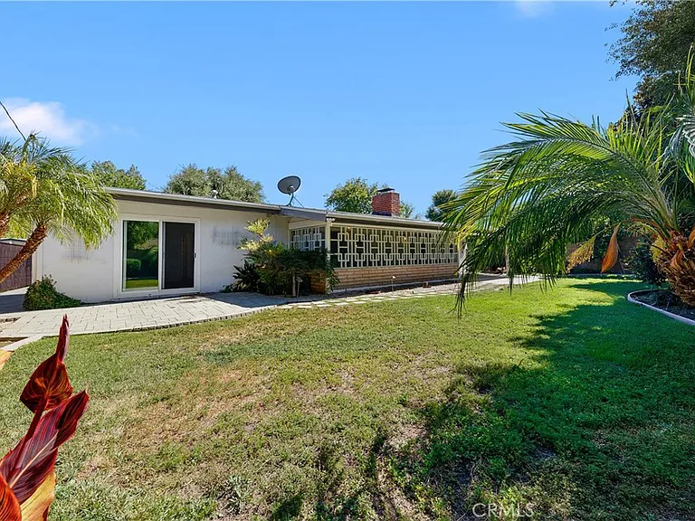 22951 Austin St — Photo 53