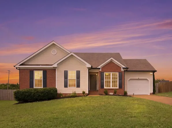 2920 Torrence Trl, Spring Hill, TN 37174