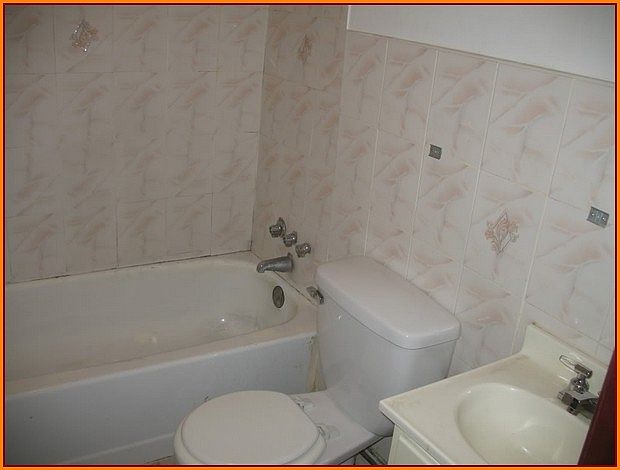 2nd image of 331 Vernon Ave APT 1L
