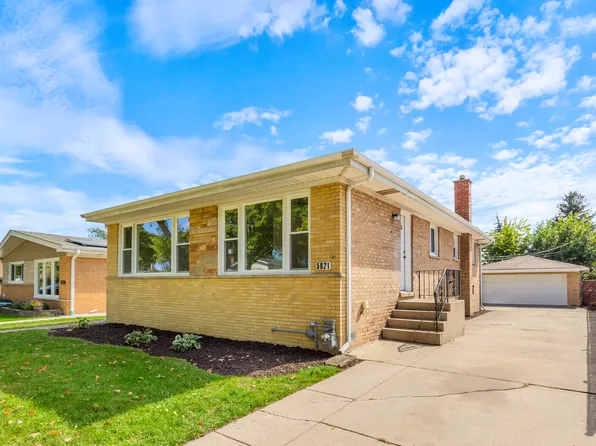 5821 Warren St, Morton Grove, IL 60053